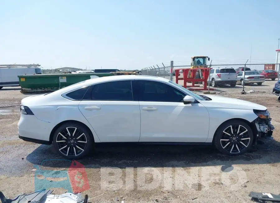 1HGCY2F86RA004318 Photo# 14