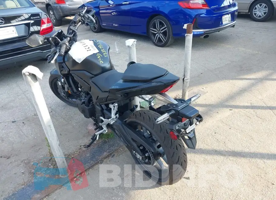 MLHPC7152R5000295 Photo# 3