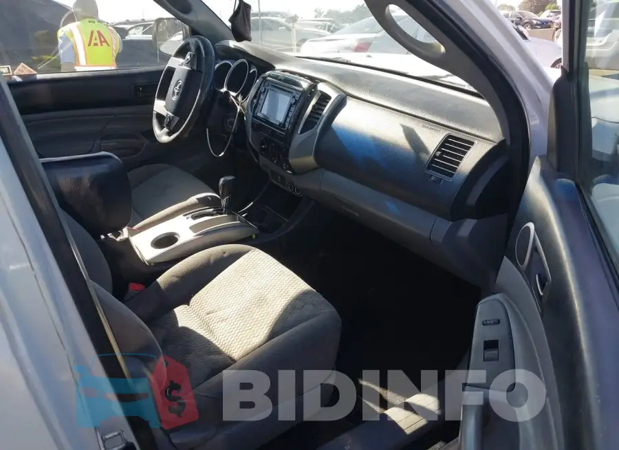5TFTX4GN2EX028575 Photo# 5