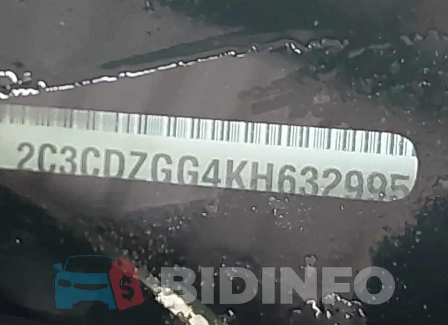 2C3CDZGG4KH632995 Photo# 9