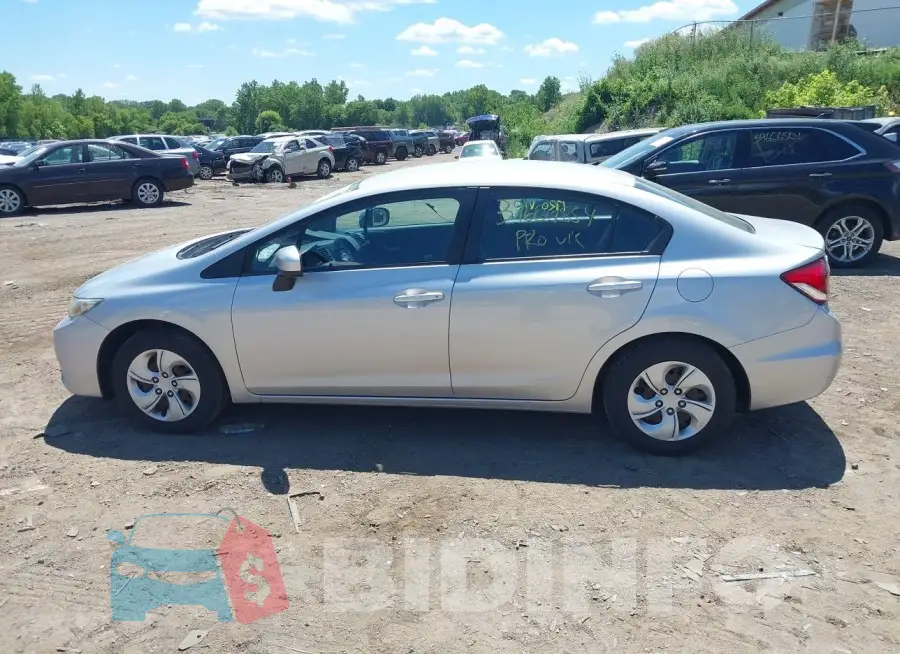 2HGFB2E51FH510044 Photo# 14