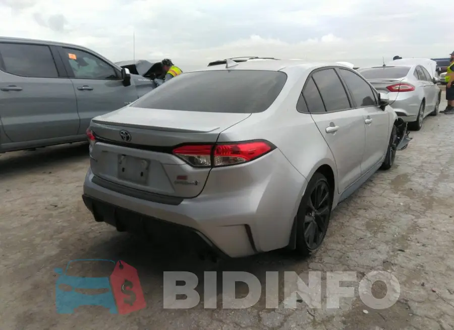 JTDBCMFE6R3027824 Photo# 4