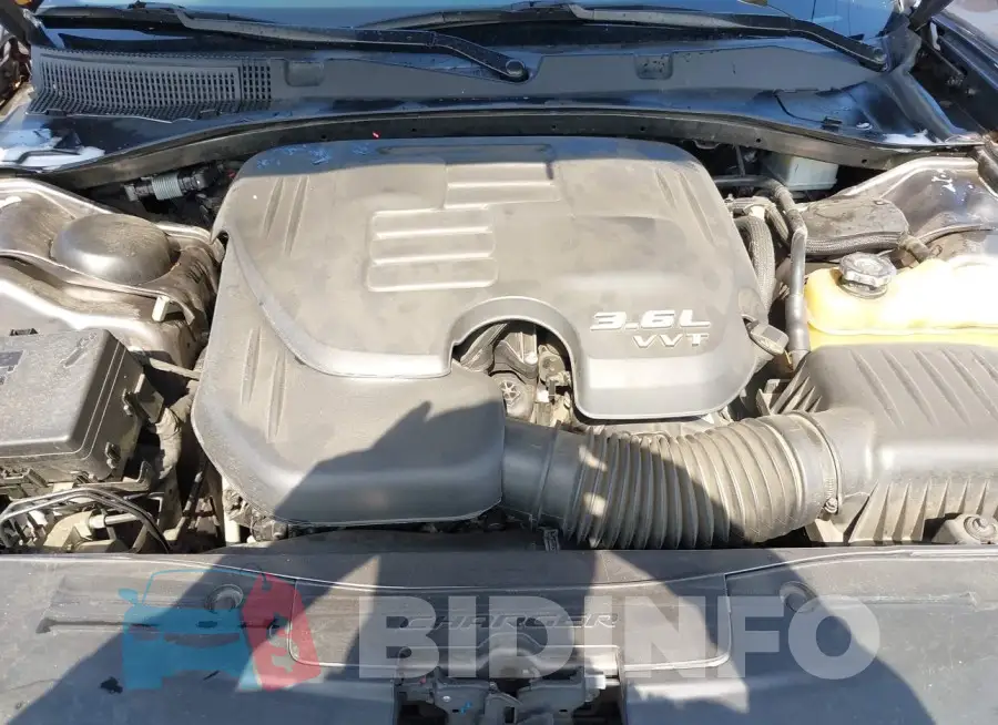 2C3CDXHG4JH188664 Photo# 10