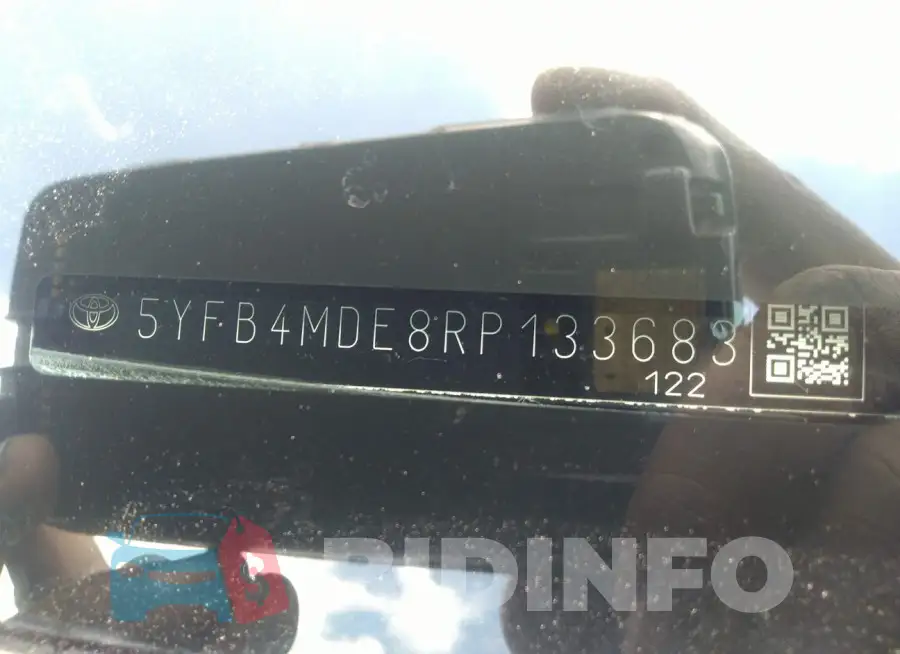5YFB4MDE8RP133683 Photo# 9