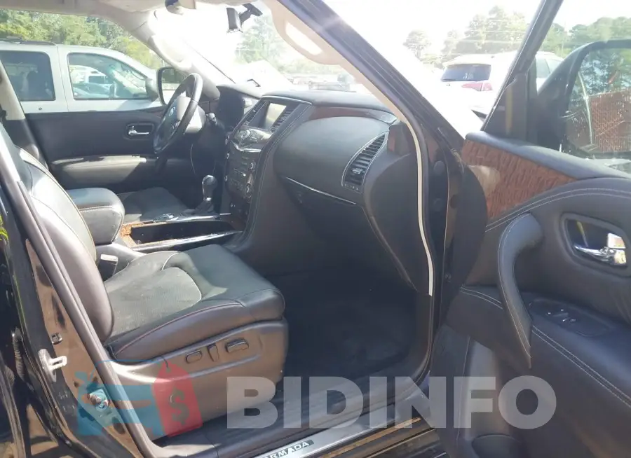 JN8AY2NF6K9352928 Photo# 5