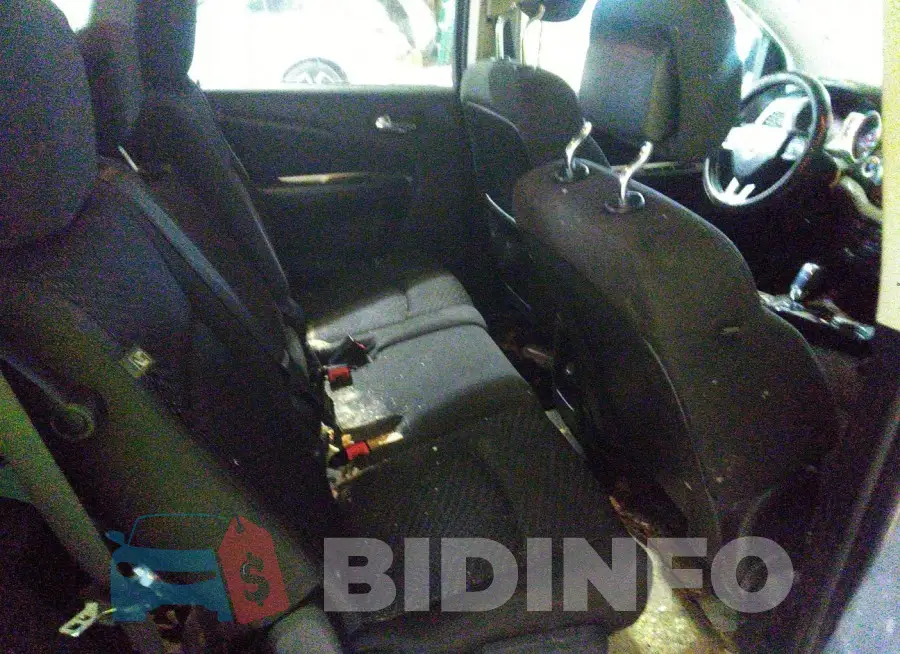 3C4PDCBG6GT100664 Photo# 8