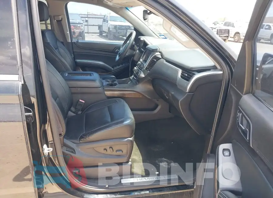 1GNSCHKC8GR424383 Photo# 5