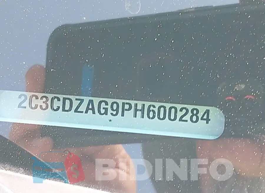 2C3CDZAG9PH600284 Photo# 9