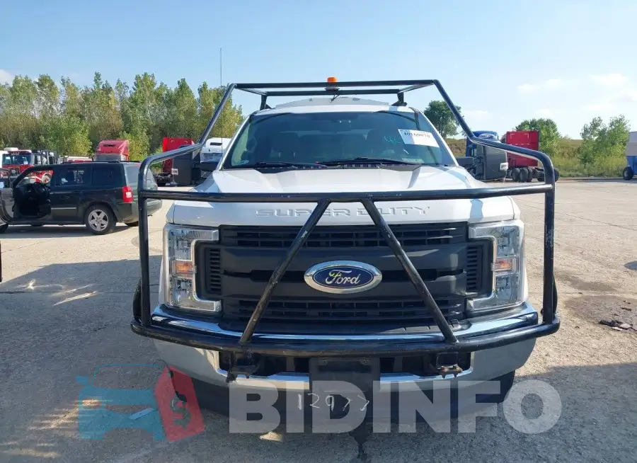 1FT8X3BT8JEB58971 Photo# 13
