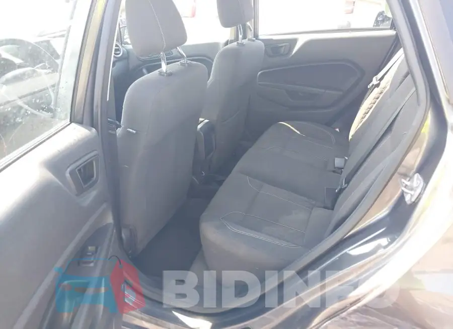 3FADP4EJ0KM105827 Photo# 8