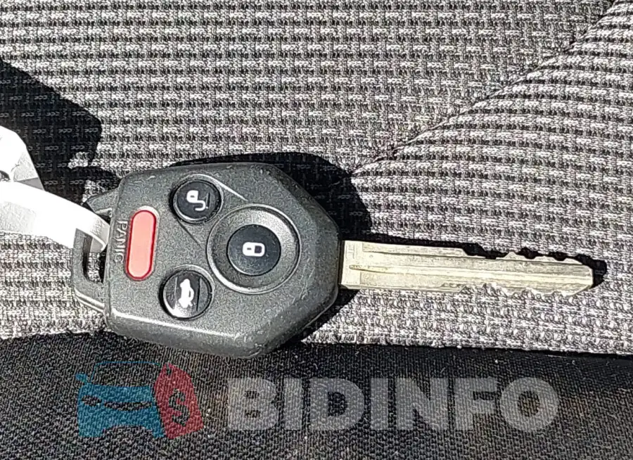 JF2GTABC1M8283021 Photo# 11