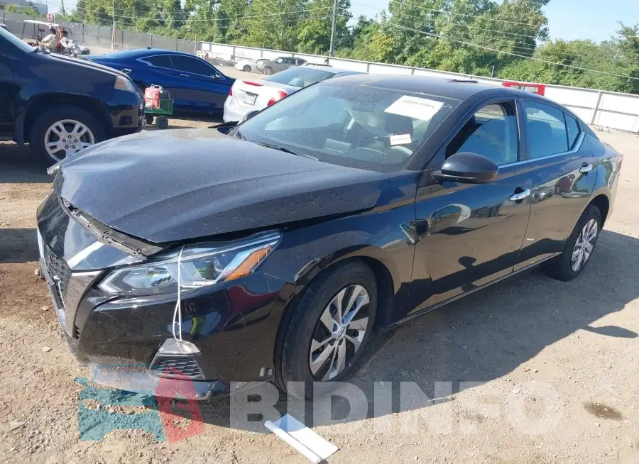 1N4BL4BV2KC120941 Photo# 2
