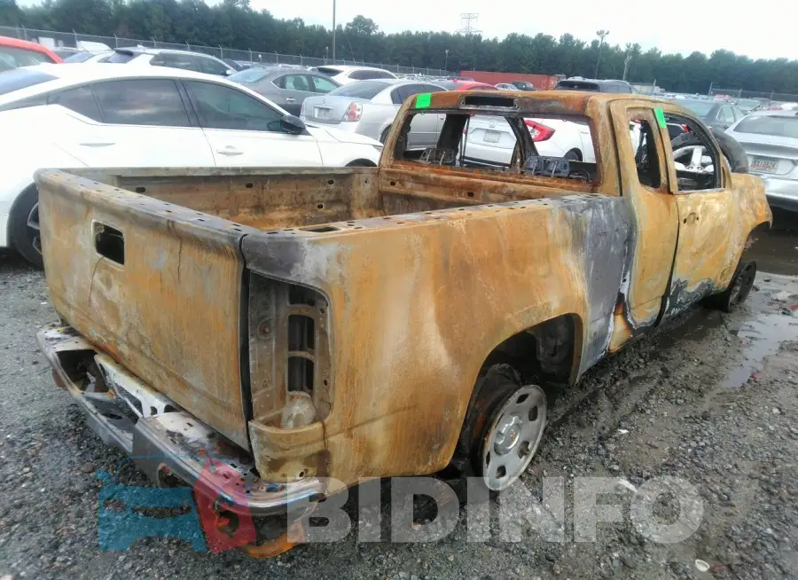 1GCHSAEA3F1231644 Photo# 4