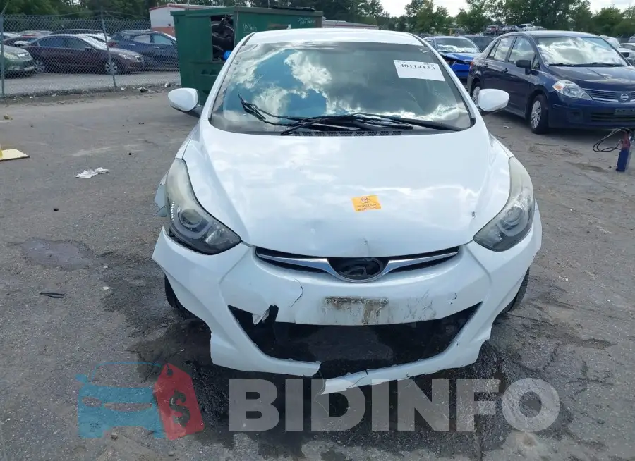 5NPDH4AE8GH682070 Photo# 12