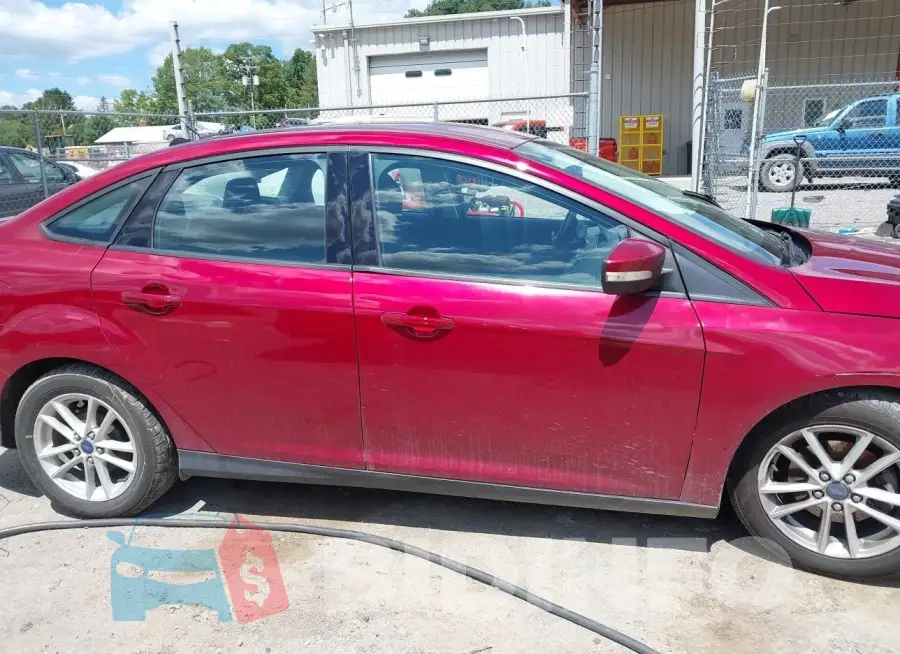 1FADP3F26FL378036 Photo# 13