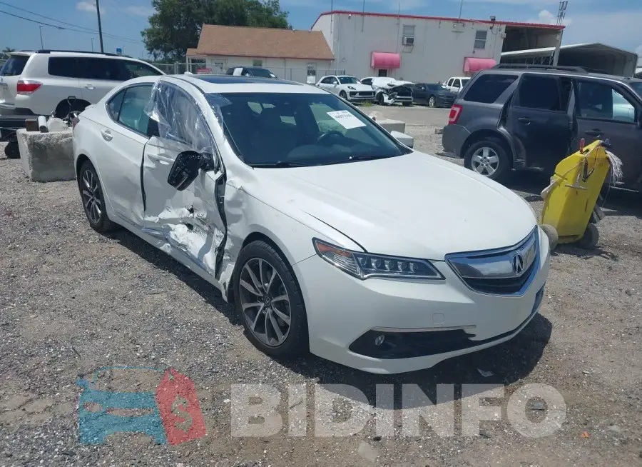 19UUB2F57FA001886 Photo# 1