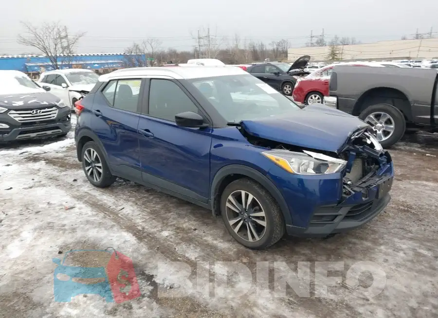 3N1CP5CV3LL574227 Photo# 1