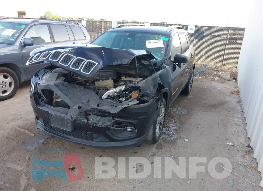 1C4PJLLB6KD196922 Photo# 2