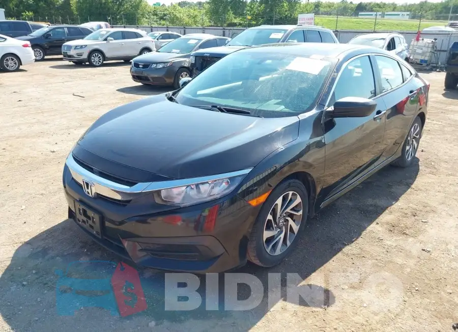 19XFC2F77HE028656 Photo# 2