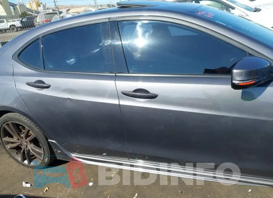 19UUB3F63LA002415 Photo# 12