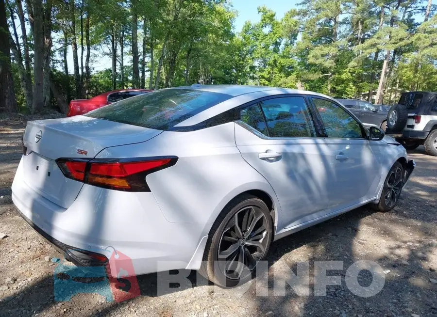 1N4BL4CV0RN397388 Photo# 4