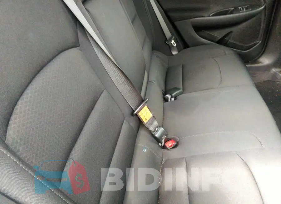 1G1ZD5ST4LF016941 Photo# 8