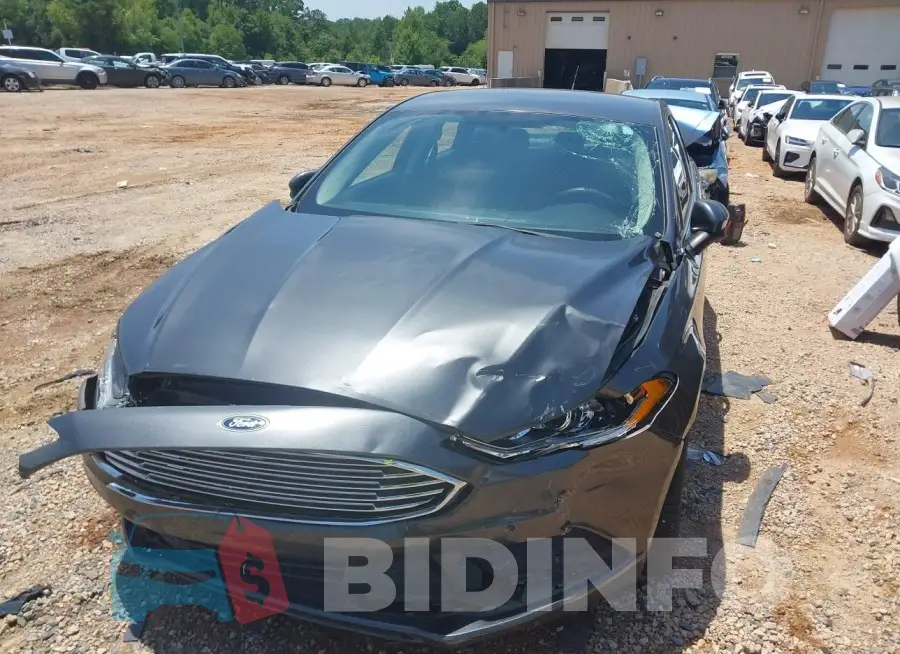 3FA6P0LU2JR160070 Photo# 6
