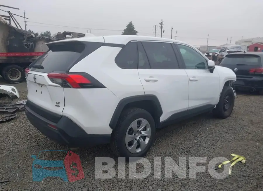 2T3G1RFV6NC312086 Photo# 4