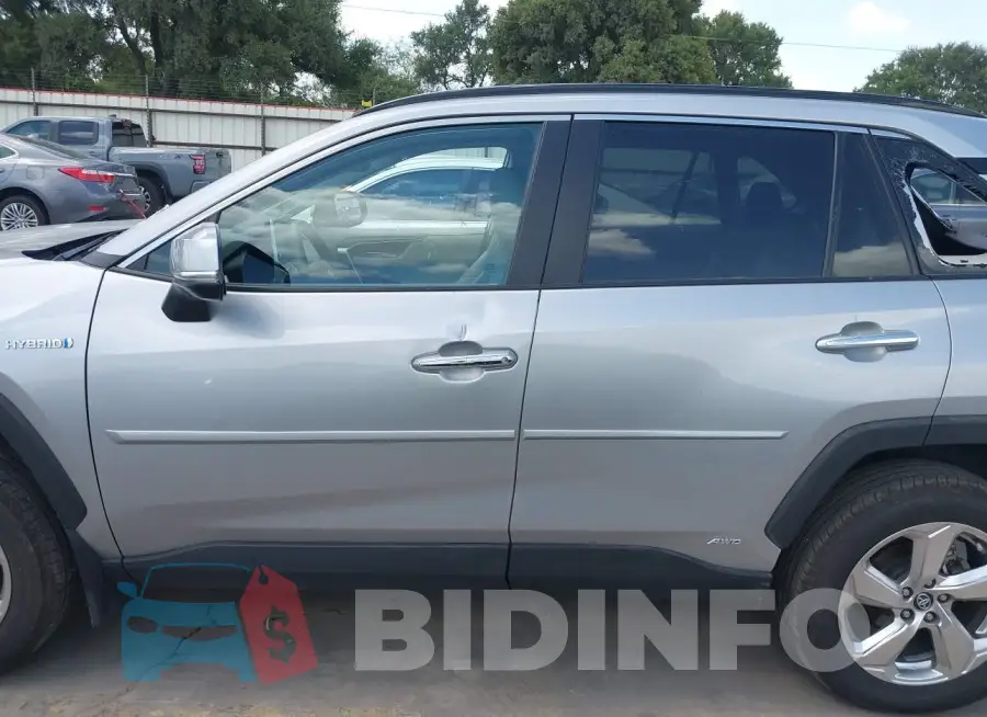 4T3DWRFV2LU008673 Photo# 14