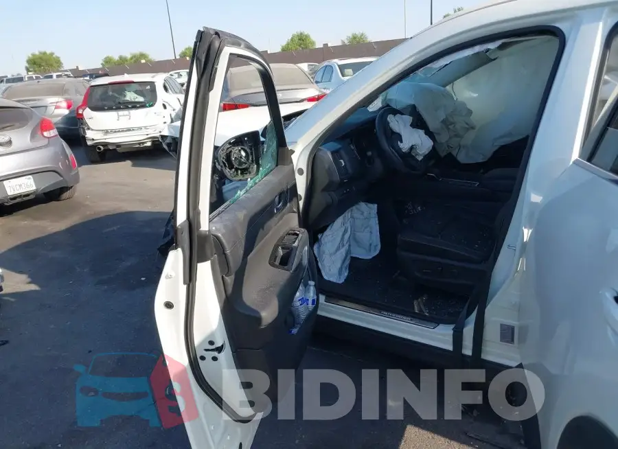 5N1DR3CA8PC228734 Photo# 5