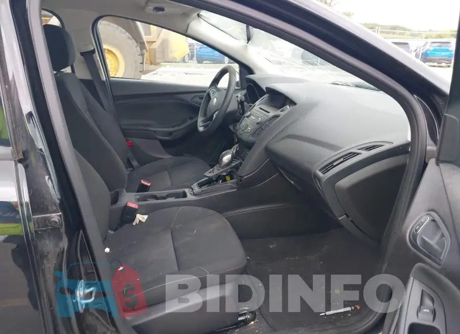 1FADP3E20GL230287 Photo# 5