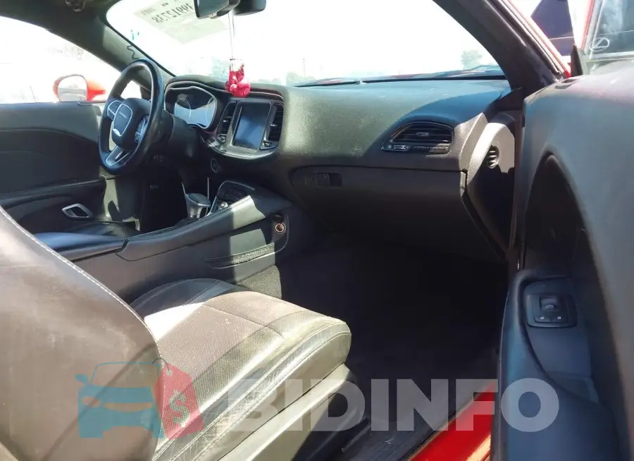 2C3CDZAG6GH275920 Photo# 5