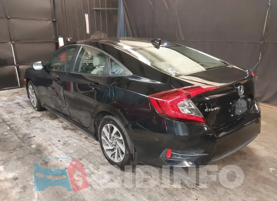 19XFC2F76HE227620 Photo# 3