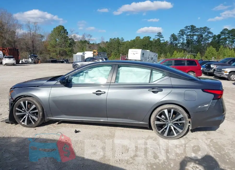 1N4BL4CV0KC209499 Photo# 14