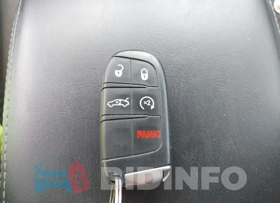 2C3CDXHG7MH679217 Photo# 11