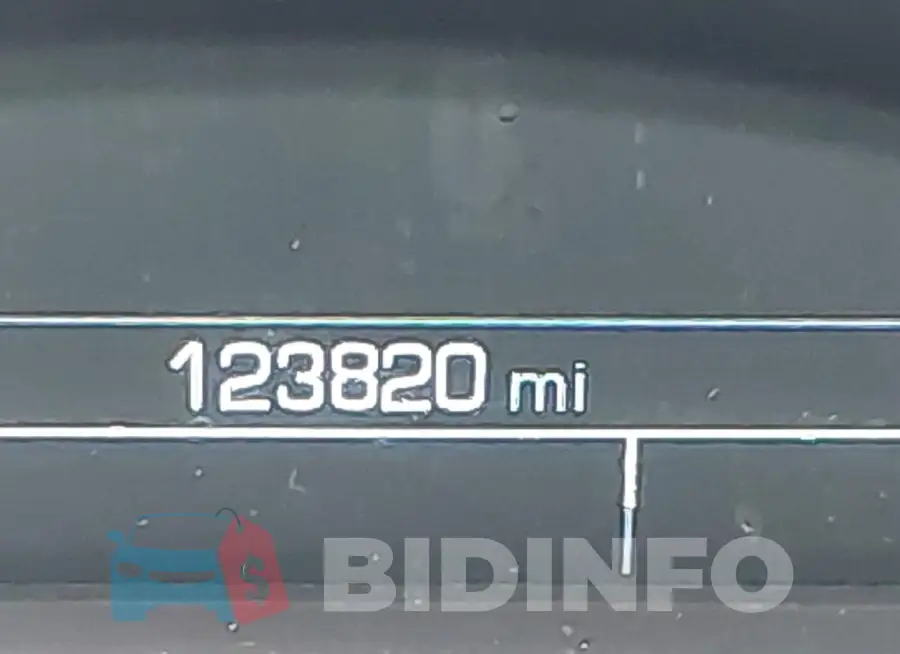 1G1ZD5ST0JF190647 Photo# 15