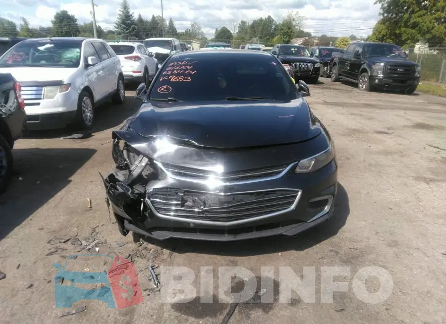 1G1ZD5ST2JF139683 Photo# 12