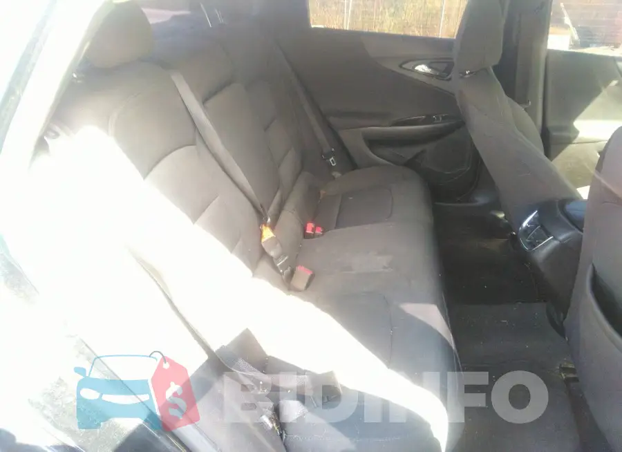 1G1ZD5ST2JF139683 Photo# 8