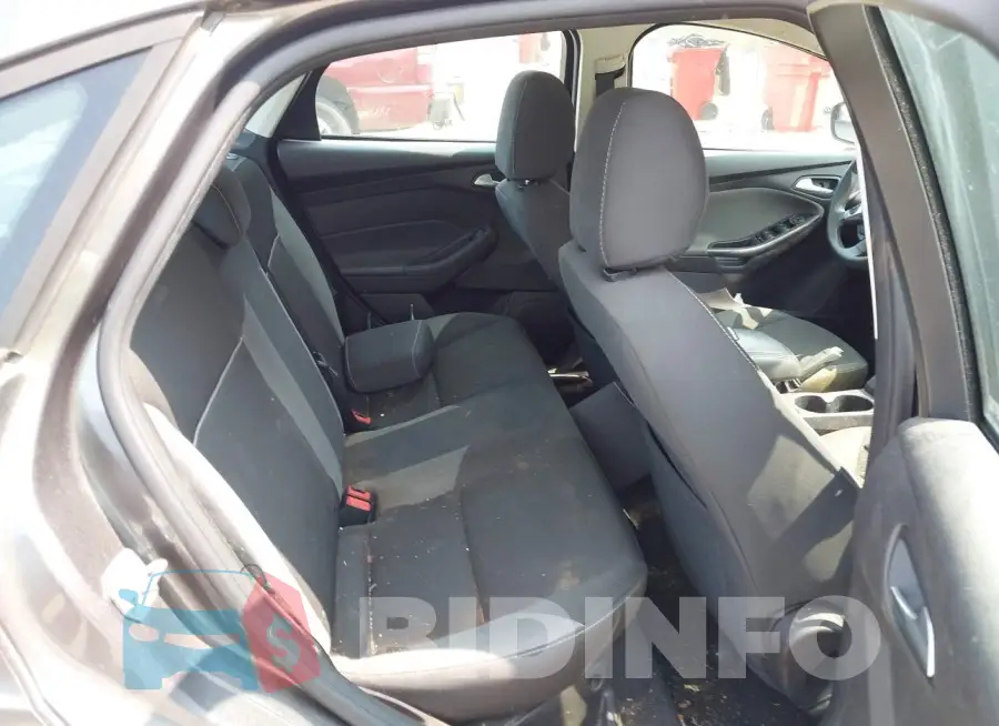 1FADP3F25EL367057 Photo# 8