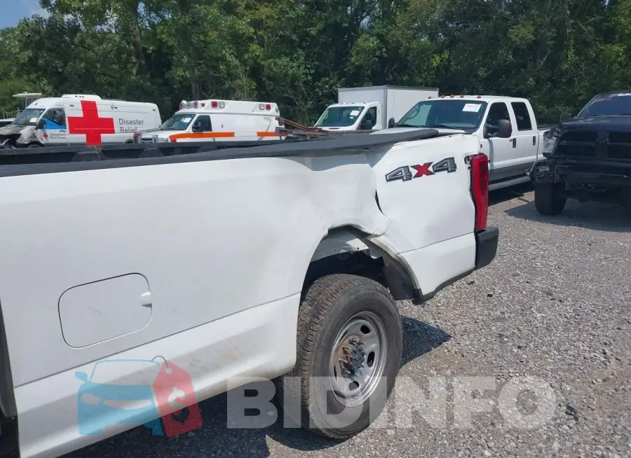 1FT7X2B68KED67516 Photo# 6