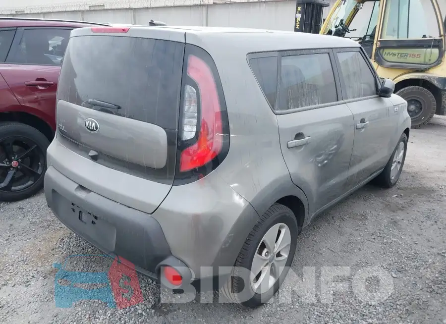 KNDJN2A28G7373953 Photo# 4