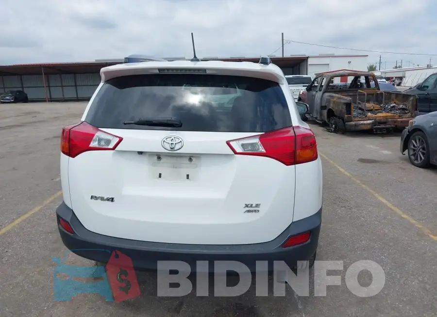 JTMRFREV8FJ019154 Photo# 16