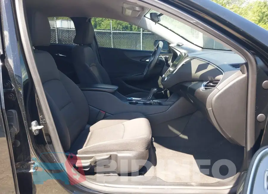 1G1ZD5ST5LF104073 Photo# 5