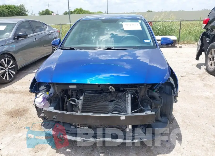 3KPC24A68LE110243 Photo# 13
