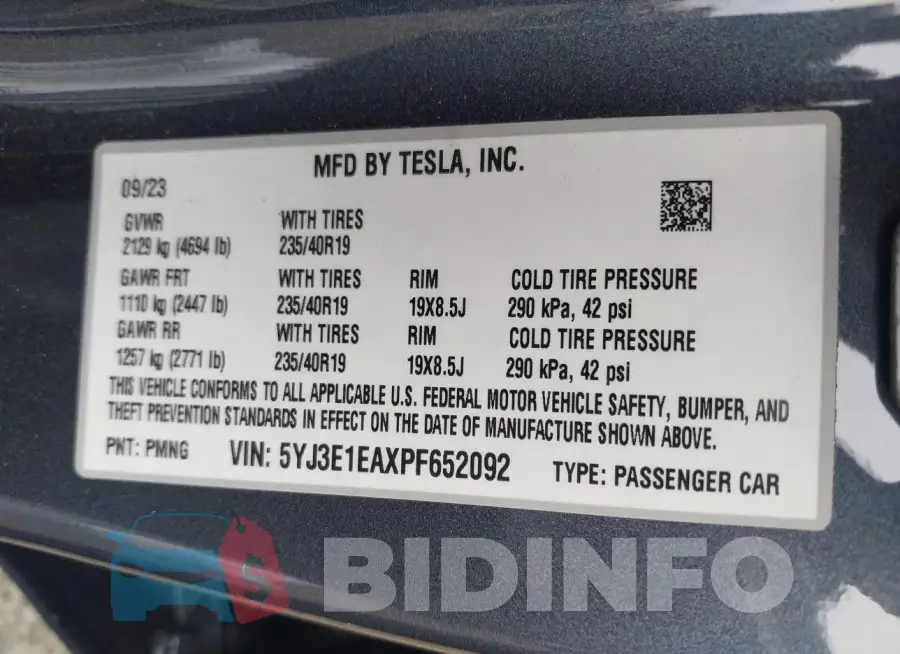 5YJ3E1EAXPF652092 Photo# 9