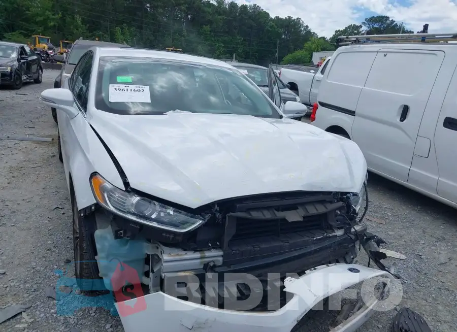 3FA6P0K9XGR369482 Photo# 10