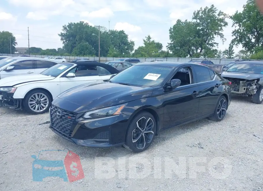 1N4BL4CV8PN380402 Photo# 2