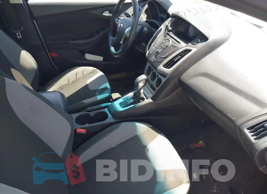 1FADP3F29EL160896 Photo# 5