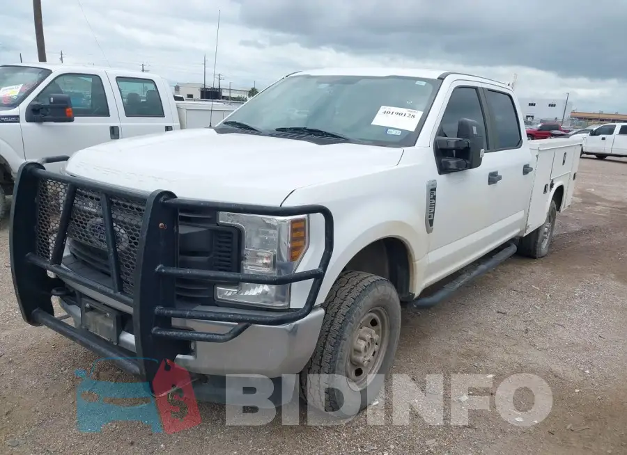 1FT7W2B68JEC56644 Photo# 2