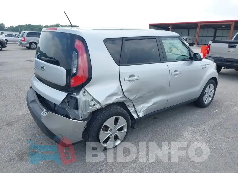 KNDJN2A20F7816935 Photo# 4